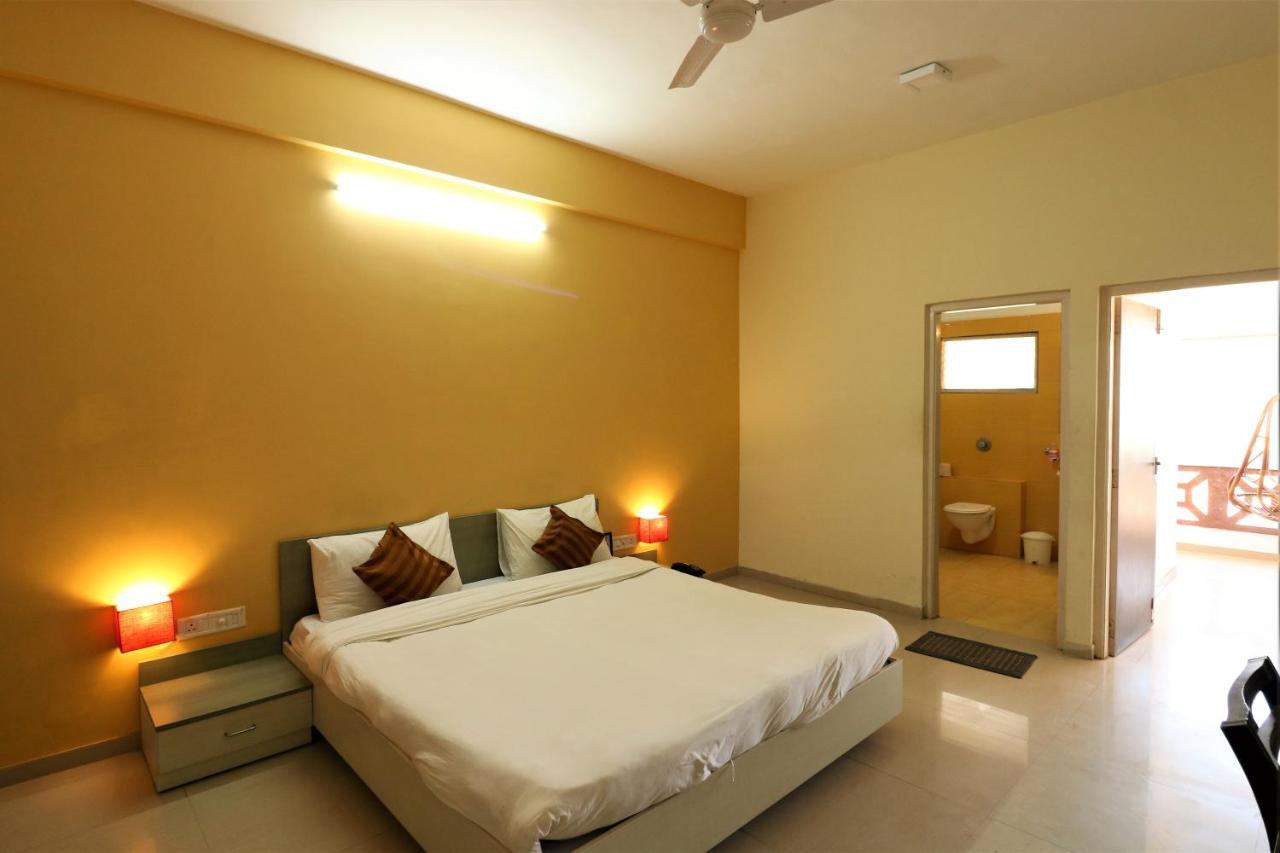 Goverdhan Greens Resort Dwarka L Hotels In Dwarka Экстерьер фото