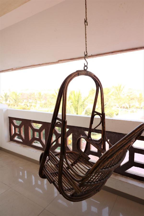 Goverdhan Greens Resort Dwarka L Hotels In Dwarka Экстерьер фото